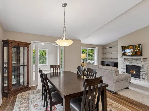 832 Aurora Cir, Red Wing, MN 55066
