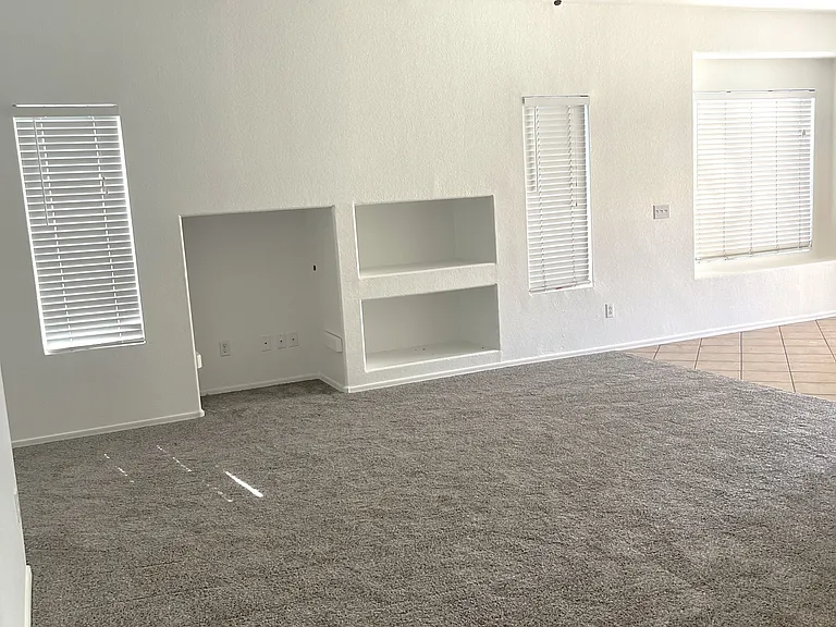 30332 N Desert Willow Blvd — Photo 4