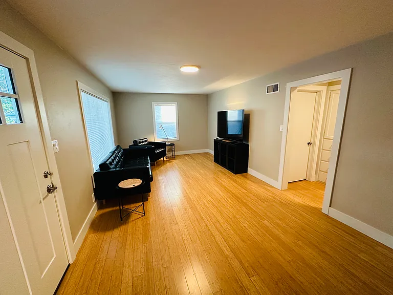 2161 S 200 E — Photo 2