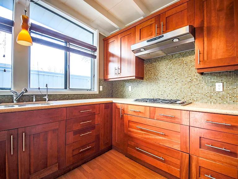 3502 Gibson Ave — Photo 6