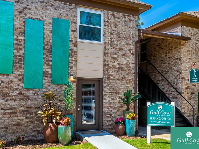Gulf Cove Apartments — Photo 33