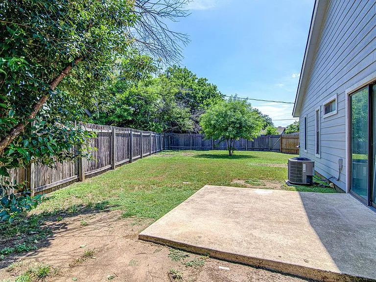 1603 Dale Cv #A — Photo 22