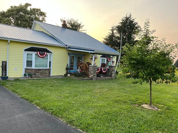 53532 High Ridge Rd, Bridgeport, OH 43912