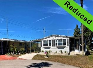 907 Nogoya W, Venice, FL 34285