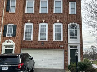 8097 Samuel Wallis St, Lorton, VA