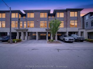 384 Arctic Red Dr #12, Oshawa, ON L1L0M5