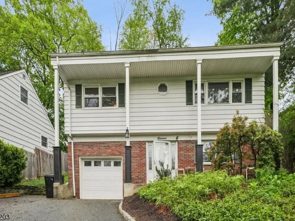 11 Beech Ct, Ringwood Boro, NJ 07456