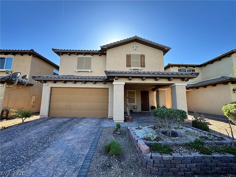 1st image of 2753 Sunrise Bluff Dr