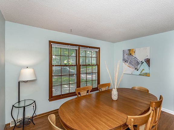 3rd image of 7901 N Stoddard Ave #2A-608189