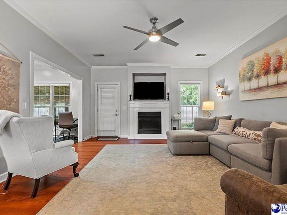 4th image of 401 Spud Ln