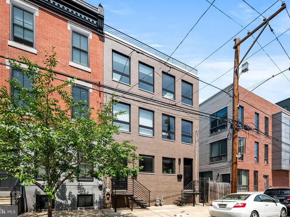 2334 Emerald St, Philadelphia, PA 19125