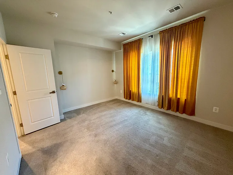 2807 Lewis Ave — Photo 18