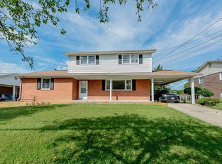 11004 Hollaway Dr, Upper Marlboro, MD 20772