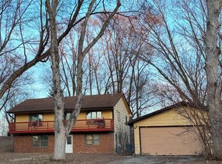 3314 Heritage Ln, Eagan, MN 55121