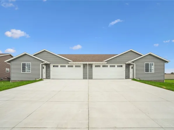 203 William Way, Newhall, IA 52315