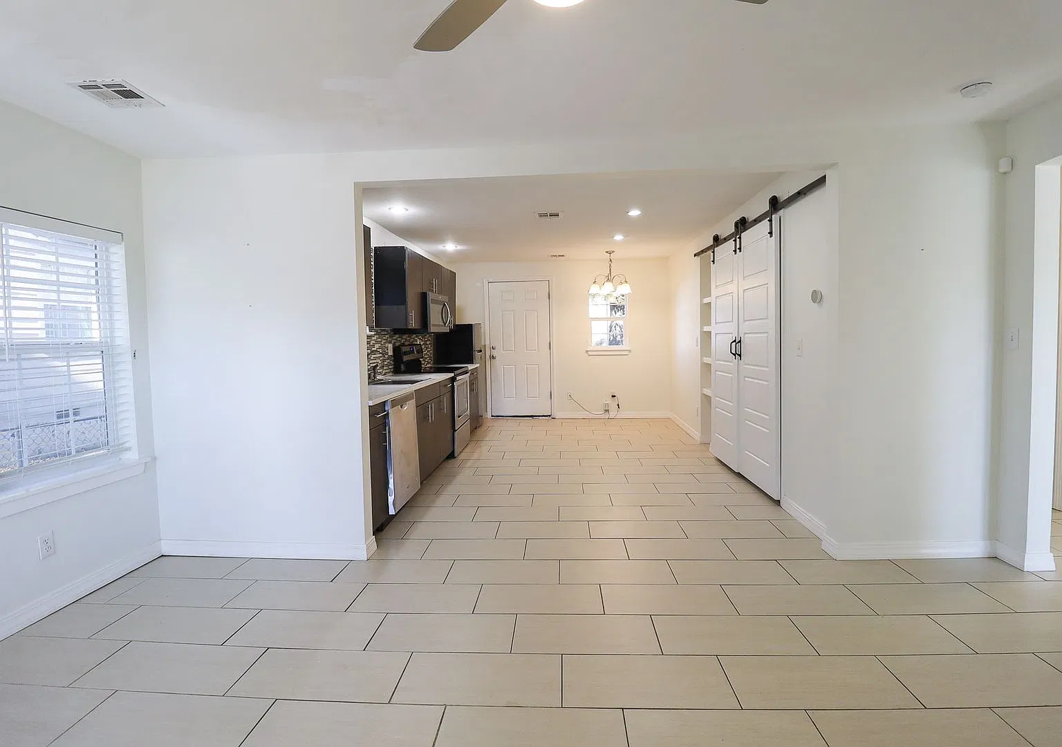 2 Bed | 1 Bath in Midtown Tulsa! — Photo 4