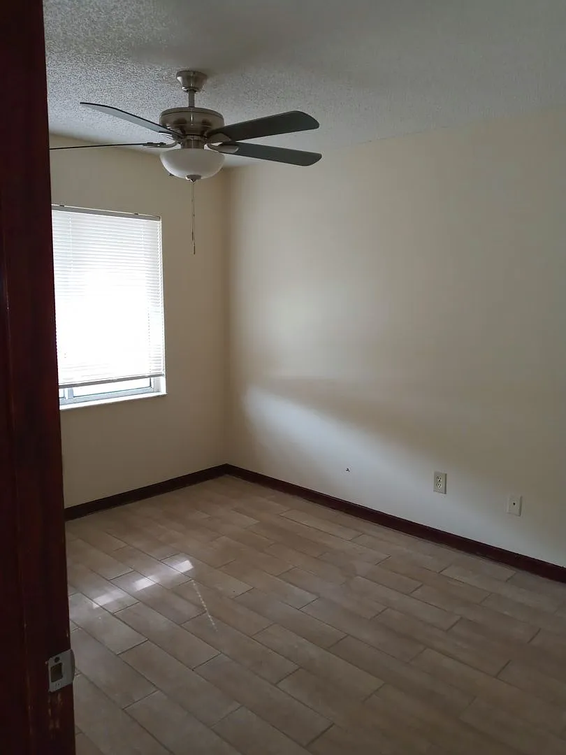 2 bedroom 2 bath UCF area — Photo 2