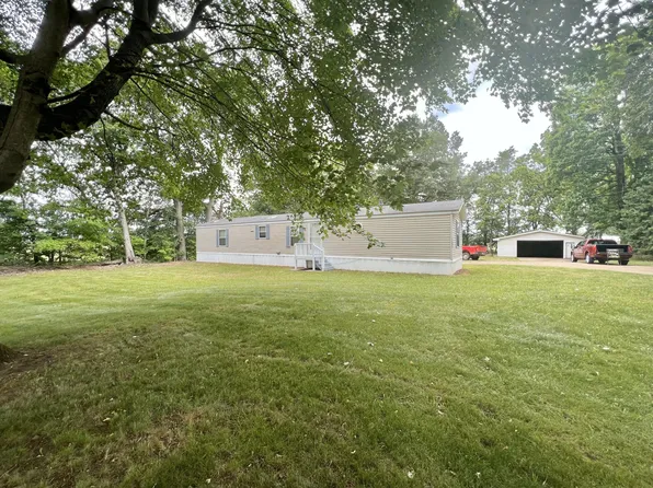 26461 P Dr S, Homer, MI 49245
