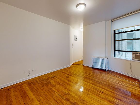 3rd image of 78 W 11th St APT 11