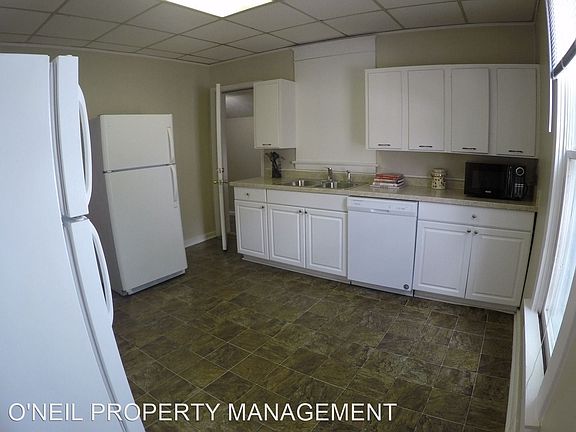4th image of 118 E Oak St #10560152