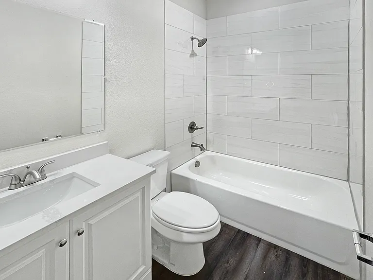 3223 Chenault St #3209 — Photo 2