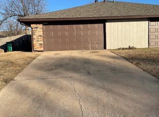 7302 Kings Manor Ct, Oklahoma City, OK 73132
