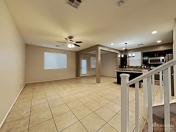 3rd image of 7475 Earnshaw Ave