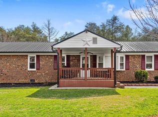 136 Shady Ln, Gibsonville, NC 27249