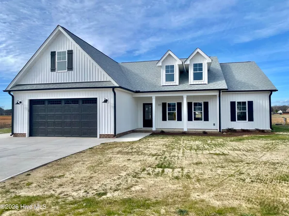 217 Rae Drive, Pikeville, NC 27863