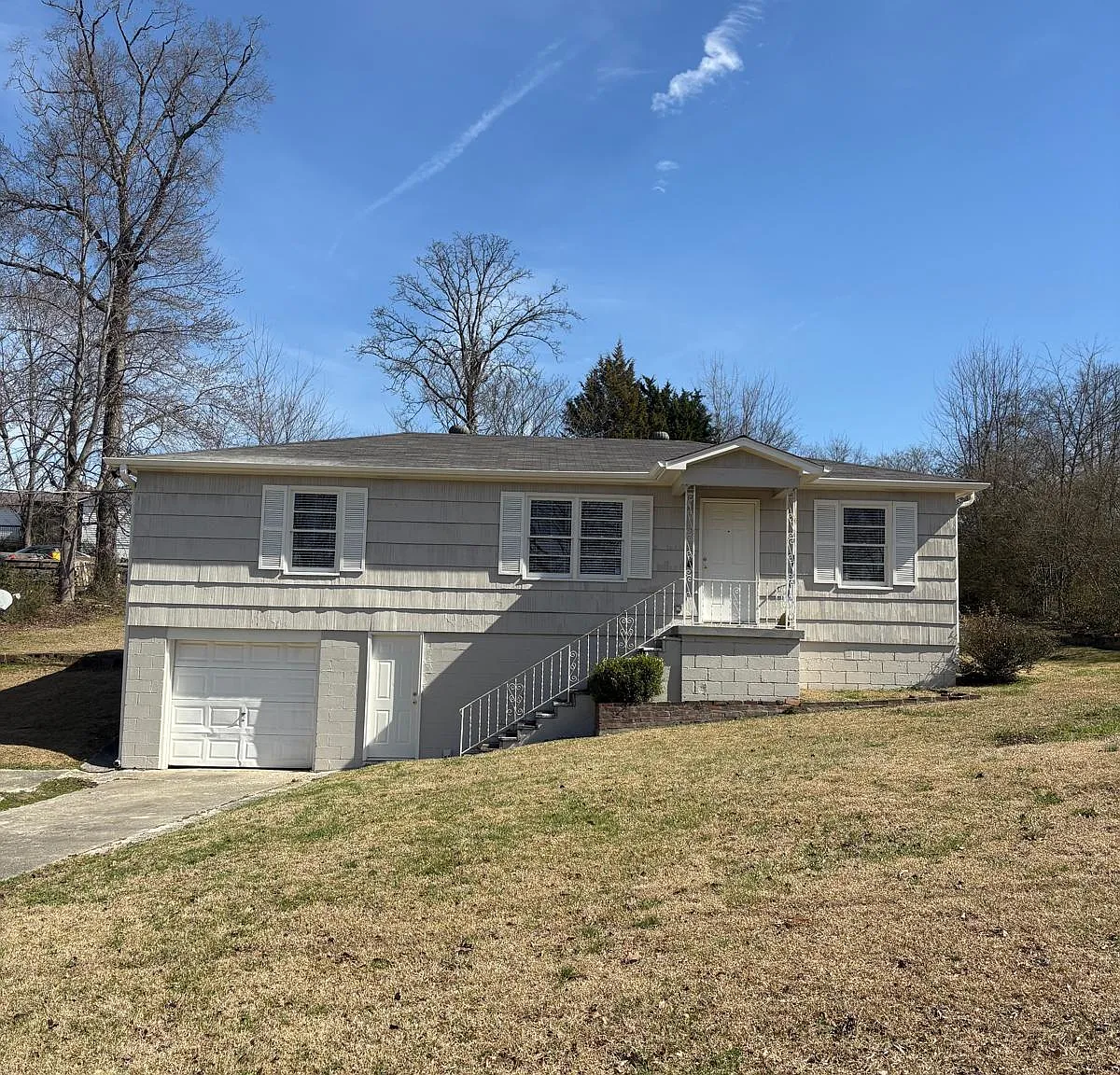 3 bed, 1170 sqft, $1,400 — Photo 1
