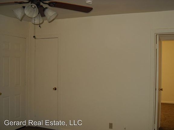 4th image of 1518 N Mockingbird Ln