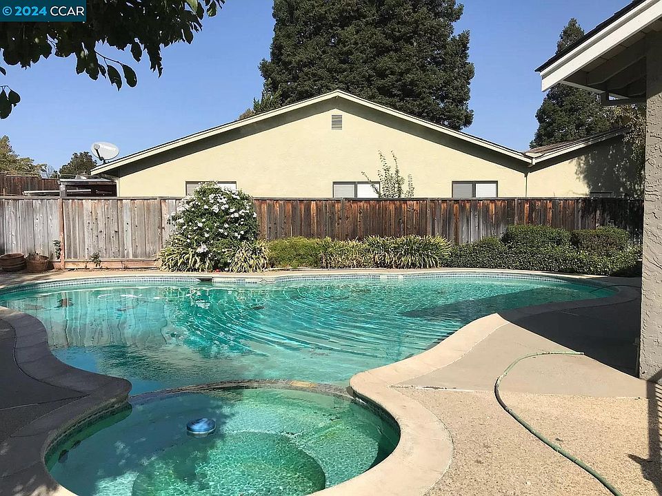 1st image of 5545 Christine Ct