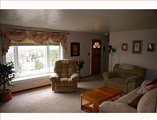 2nd image of 132 Old Oak Dr