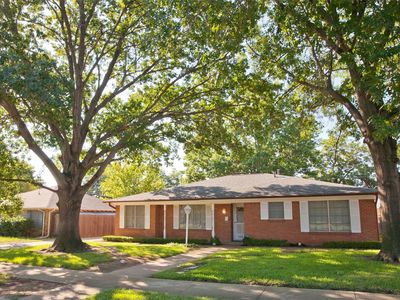 906 Sam Hill St, Irving, TX, 75062