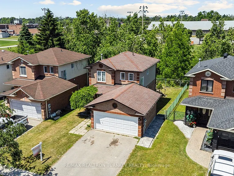 62 Arthur Ave #UPPER — Photo 31