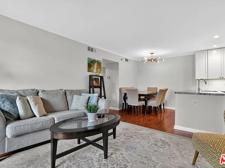 5003 Westpark Dr #103 — Photo 4