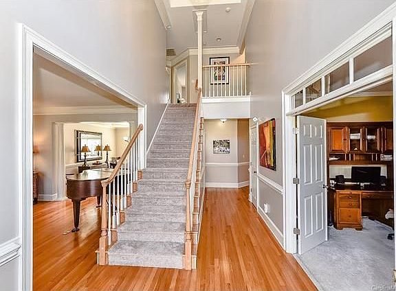 3rd image of 6309 Woodleigh Oaks Dr