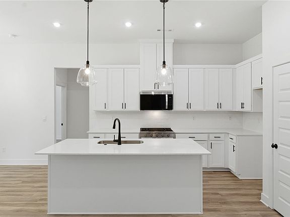 4th image of 2823 N Grey Squirrel Dr