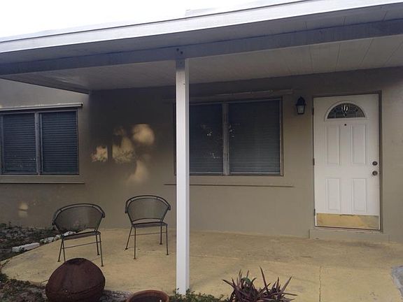 3rd image of 1850 NE 4th St #East