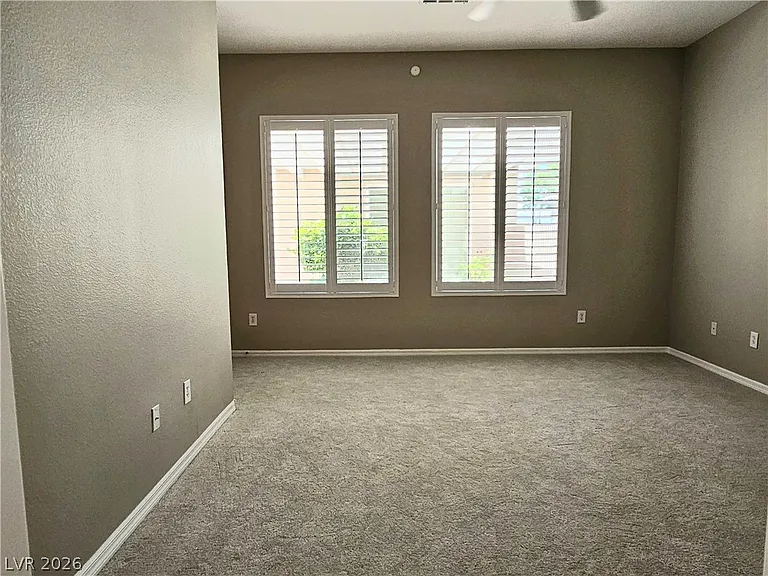 2139 Twin Falls Dr — Photo 41