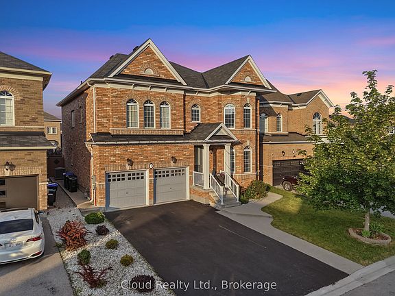 2nd image of 5 Leith Dr