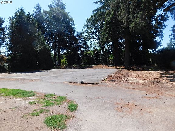 5th image of NW Michelbook Ln