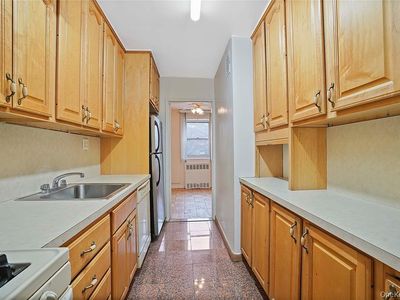 151-31 88th St #1B, Queens, NY, 11414