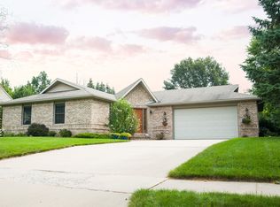 4808 Foster Rd, Midland, MI 48642