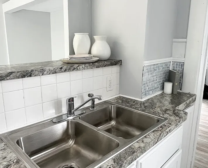 1324 N Columbus St — Photo 3
