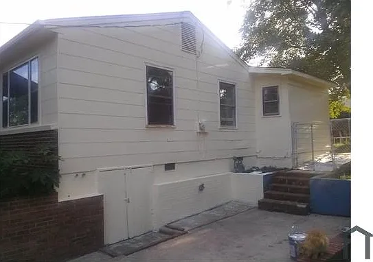 1002 Beaumont Ave — Photo 27