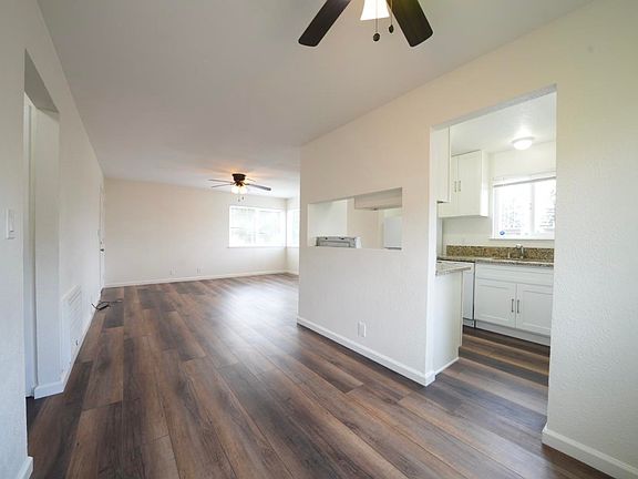 4th image of 100 Carolina St #A