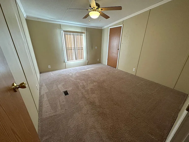 134 Brandenburg Dr — Photo 15