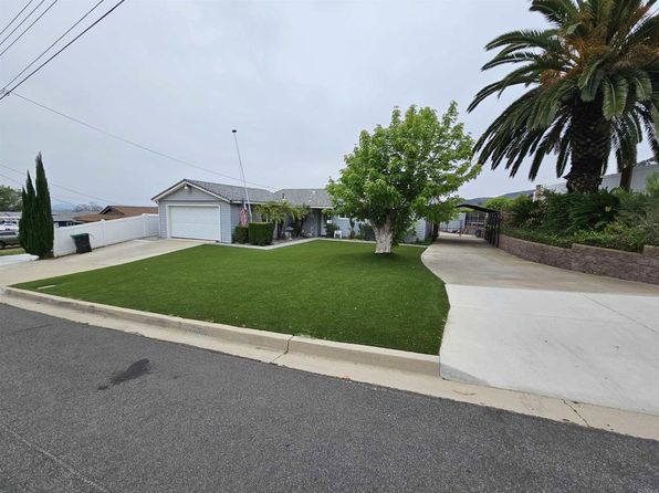8513 Organdy Ln, Santee, CA 92071