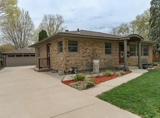 1706 Cascade St NW, Rochester, MN 55901